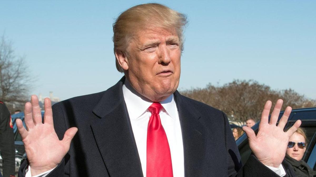 El presidente estadounidense, Donald J. Trump, ofrece un discurso antes de dirigirse al Pentágono para una reunión en Washington D.C el 18 de enero de 2018.