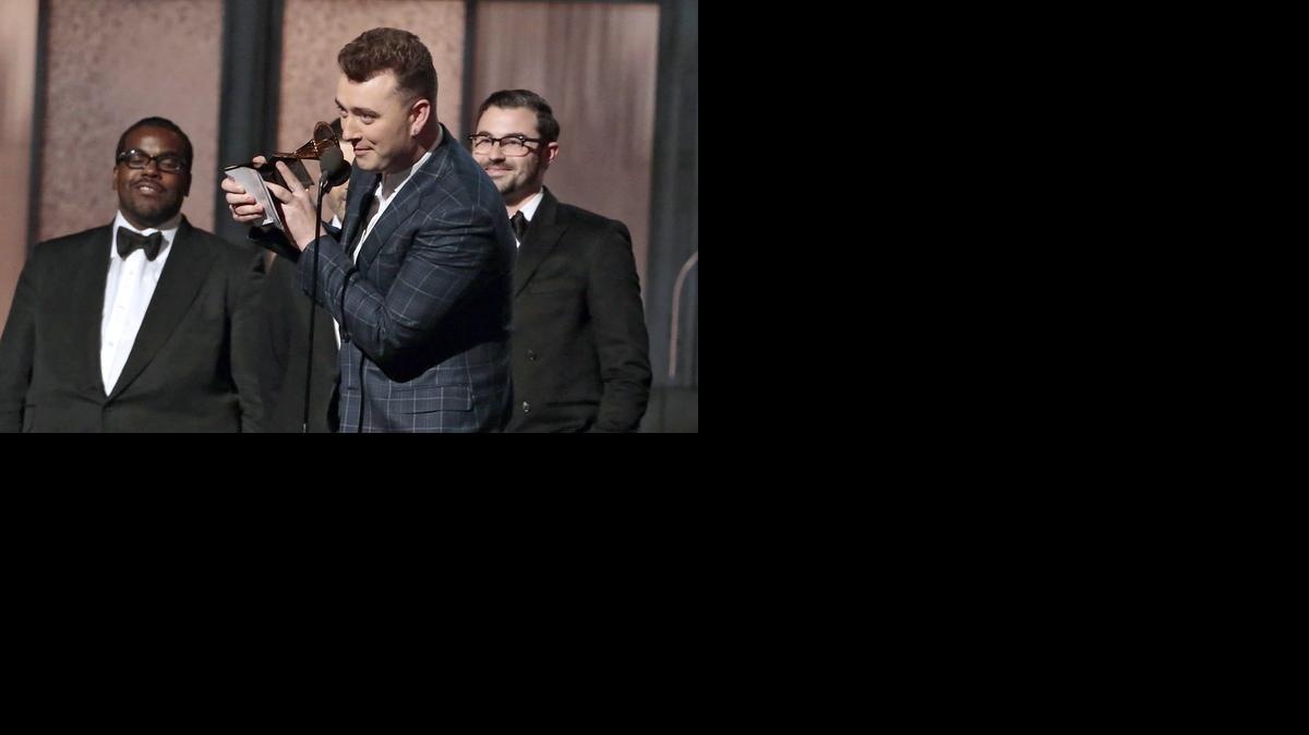 
El cantante británico recibe el Grammy a Mejor canción del año por “Stay with me” durante 57th ceremonia anual en Los Angeles, California.



