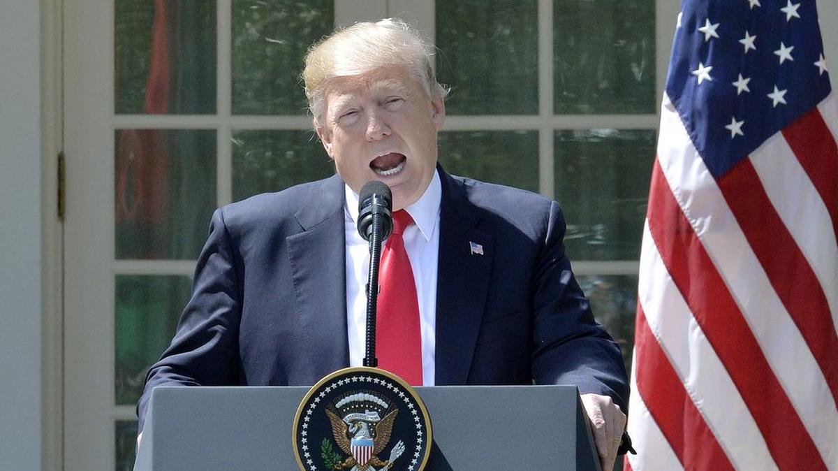 En esta foto de archivo el presidente estadounidense Donald Trump habla durante una conferencia de prensa en la Casa Blanca en Washington, DC el 5 de abril de 2017.