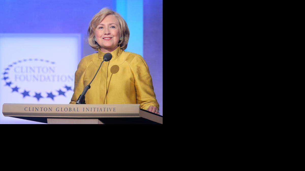 
La ex secretaria de Estado Hillary Clinton reveló el plan en la Iniciativa Global Clinton para ayudar a 14 millones de niñas de 11 a 16 años a asistir a la escuela, este miércoles.
