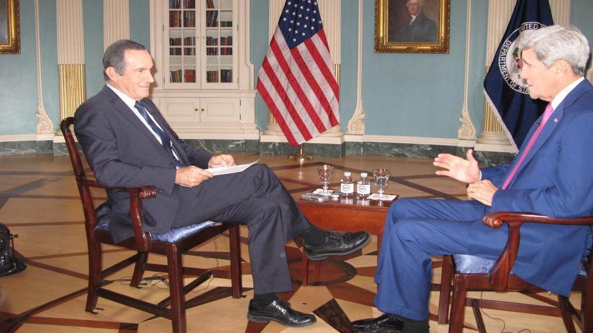 
Andrés Oppenheimer, columnista del Miami Herald/el Nuevo Herald, entrevista al secretario de Estado, John Kerry, el miércoles 12 de agosto de 2015. La entrevista será parte de “Oppenheimer Presenta” de CNN Español. 

