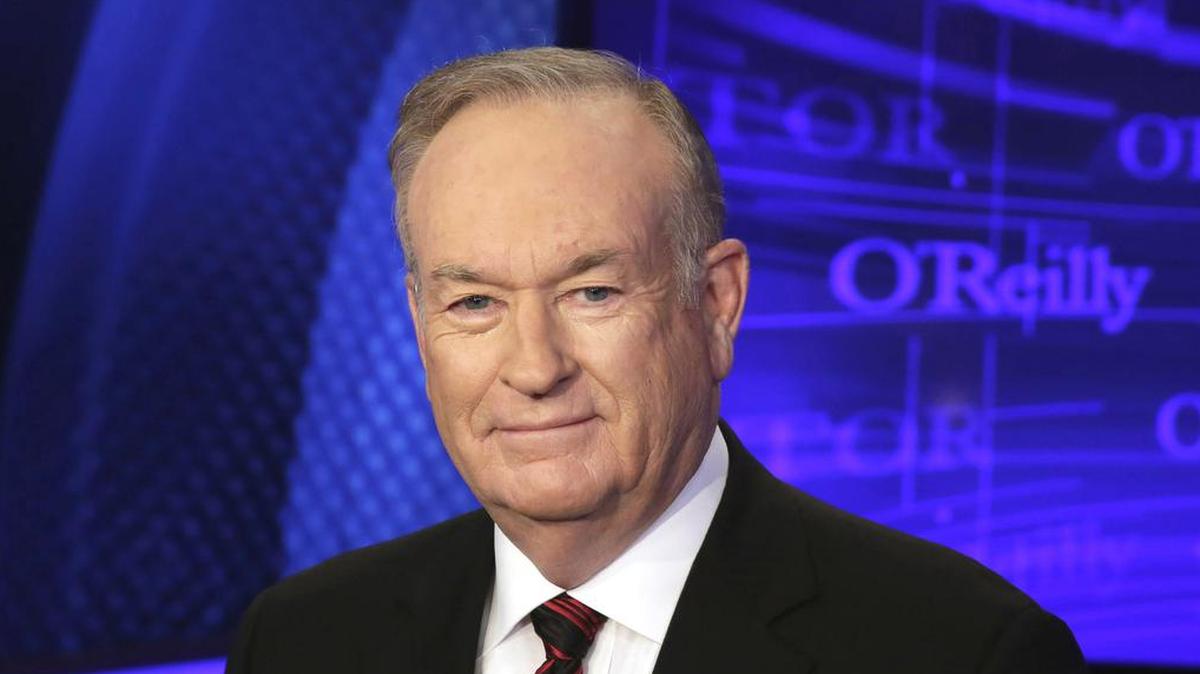 El ex presentador estrella de la cadena estadounidense Fox News, Bill O’Reilly, pagó en enero la suma de 32 millones de dólares para cerrar una demanda por acoso sexual de una analista que aparecía en su programa y un mes después fue renovado su contrato, reveló este sábado The New York Times. Foto archivo: octubre 2015.