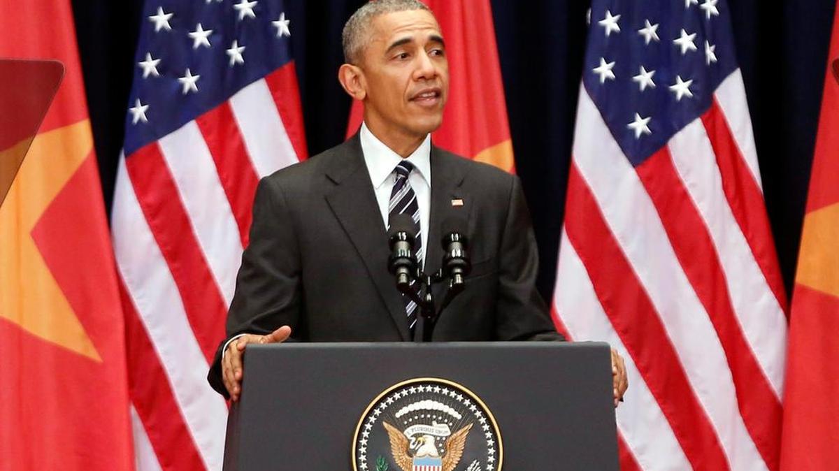 El presidente de los Estados Unidos Barack Obama pronuncia el martes un discurso al pueblo vietnamita en el Centro Nacional de Convenciones en Hanoi, Vietnam.