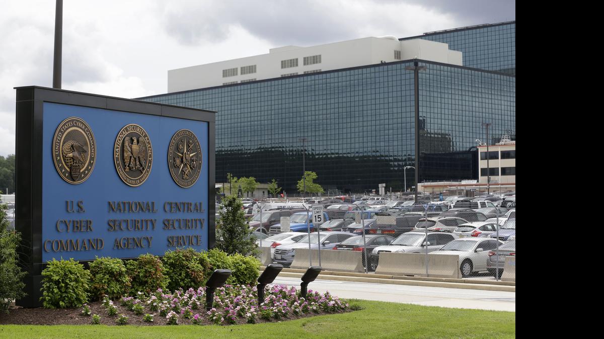 
La NSA dejó de recolectar los registros telefónicos antes del plazo. Otras cláusulas de espionaje implementadas tras los ataques del 11 de septiembre del 2001 y consideradas más efectivas también expiraron.
