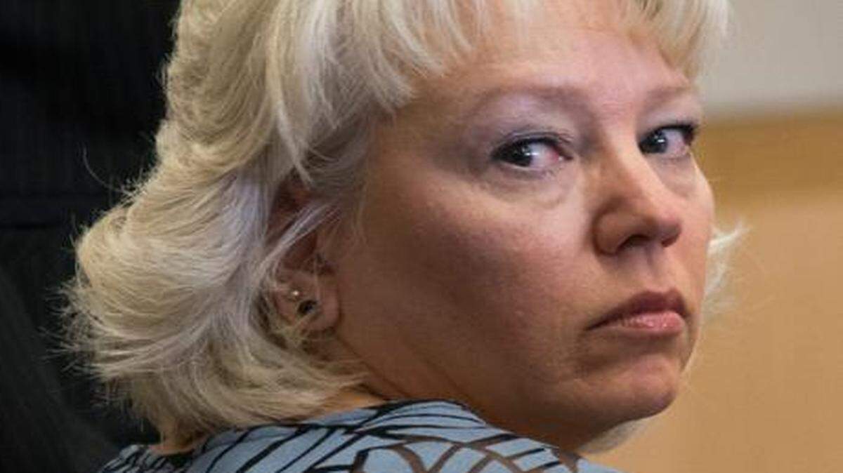 
Debra Jean Milke en la audiencia en que fue exonerada de cargos por la muerte de su hijo, en Arizona, por la cual estuvo 22 años en la cárcel.
