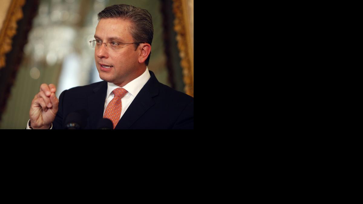 
Alejandro García Padilla, gobernador de Puerto Rico, pidió al presidente Obama la liberación del independendista Oscar López Rivera, quien lleva 33 años en prisiones estadounidenses. 

