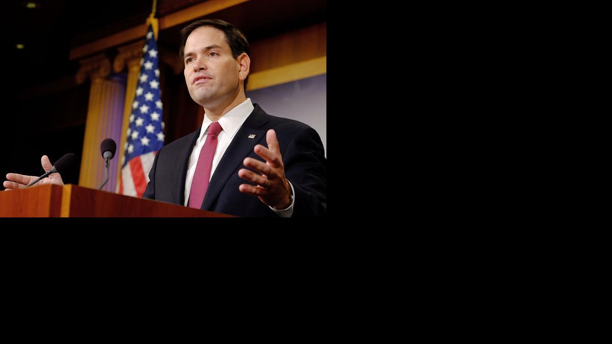 
El senador Marco Rubio, dijo el miércoles que “el presidente es el peor negociador que hemos tenido en la Casa Blanca..La Casa Blanca ha concedido todo, pero ha ganado poco. Este presidente ha probado hoy que su política internacional es más que inocente, ignorante”.
