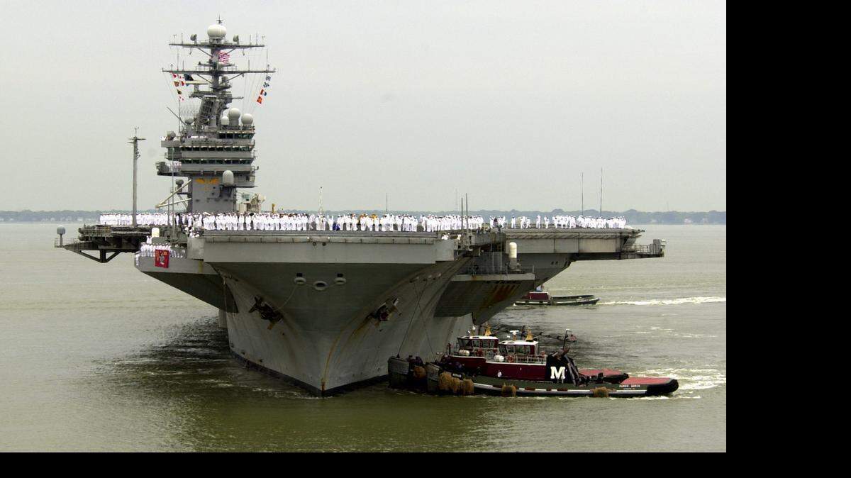 
El portaaviones estadounidense Theodore Roosevelt se dirige hacia aguas cercanas a Yemen y se unirá a otros barcos norteamericanos preparados para interceptar cualquier embarcación iraní con armas para los rebeldes hutíes en Yemen.

