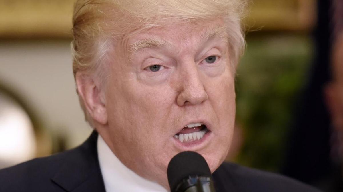 El presidente Donald Trump habla sobre la orden ejecutiva que expande entrenamiento para trabajadores con necesidad de mejorar sus habilidades, el 15 de junio.