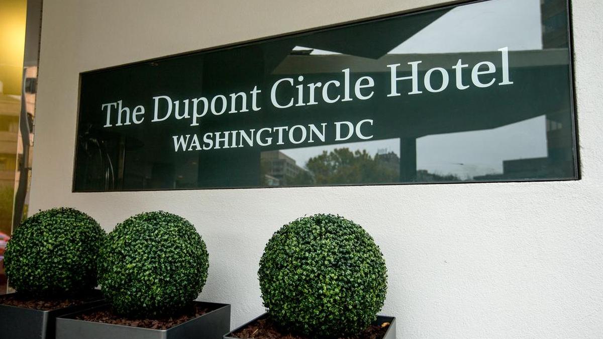 El magnate ruso de los medios y antiguo ministro Mijail Lesin, hallado muerto en un hotel de Washington en noviembre pasado, murió debido a un golpe en la cabeza.