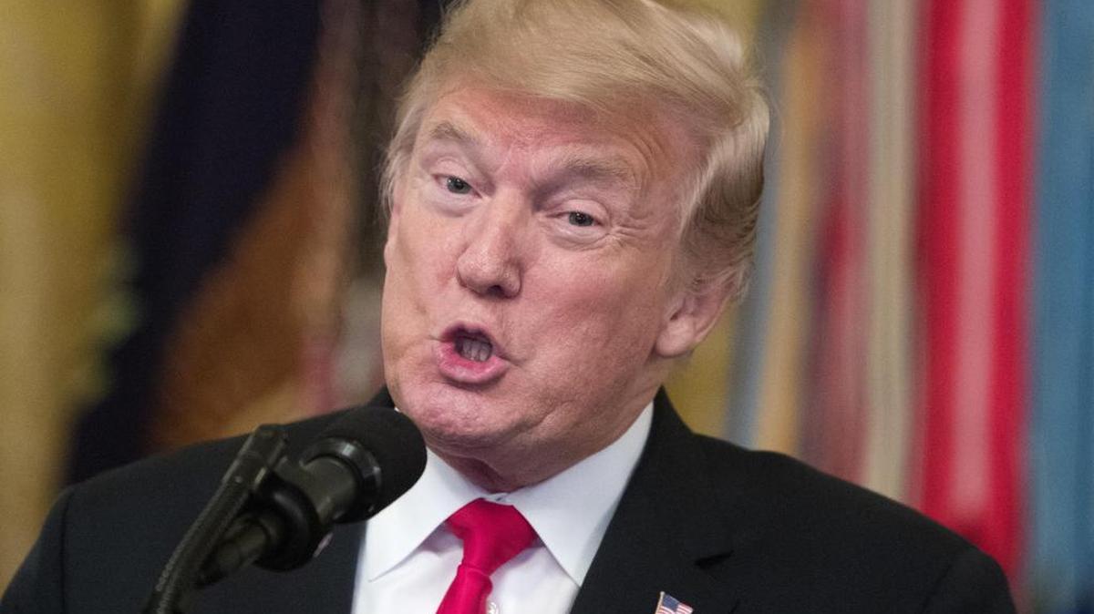 El presidente estadounidense, Donald J. Trump, habla durante una recepción para la Medalla de Honor del Congreso el miércoles 12 de septiembre de 2018, en la Casa Blanca en Washington, DC.