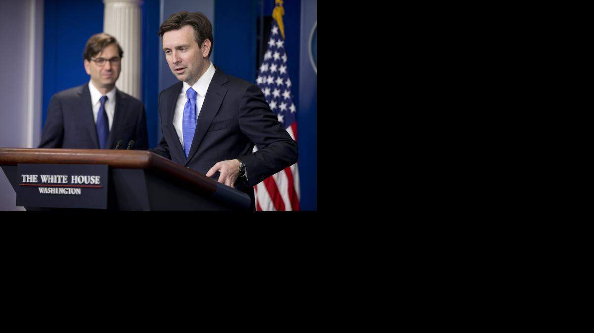 
El portavoz de la Casa Blanca, Josh Earnest, durante la conferencia de prensa el martes en Washington.
