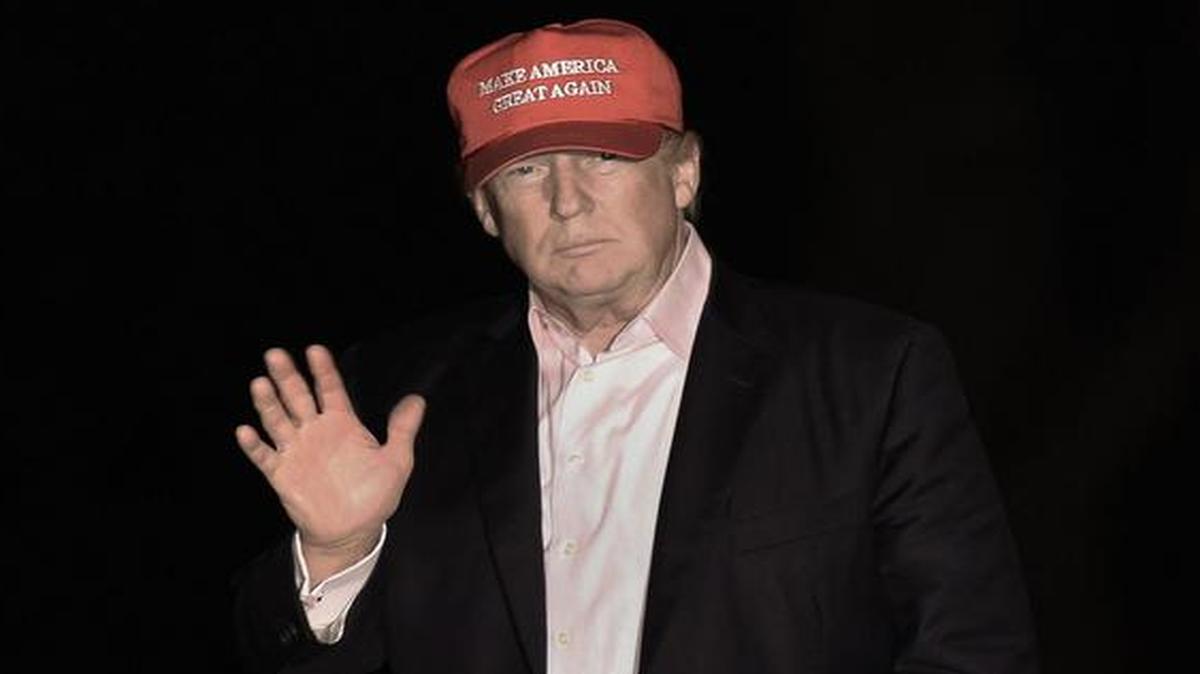 El presidente de los Estados Unidos, Donald J. Trump, regresa a la Casa Blanca en Washington, DC, el 16 de julio de 2017.