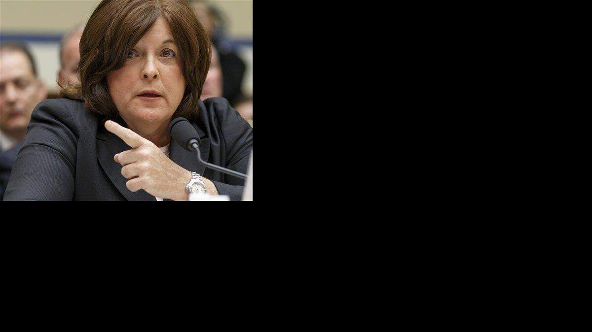 La directora del Servicio Secreto de EEUU, Julia Pierson, testifica en el Capitolio, en Washington, el 30 de septiembre de 2014.