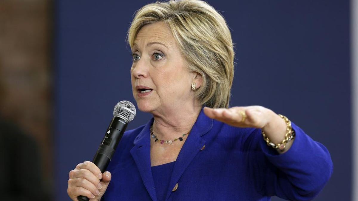 
La precandidata demócrata a la Presidencia, Hillary Rodham Clinton, durante un encuentro de campaña en Des Moines, Iowa.
