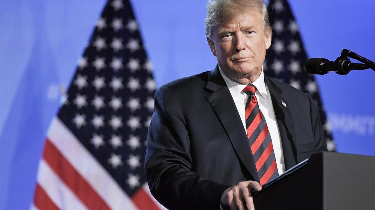  El presidente estadounidense, Donald J. Trump, pronuncia un discurso durante la segunda jornada de la cumbre de jefes de estado de la OTAN en Bruselas (Bélgica) el 12 de julio de 2018. 