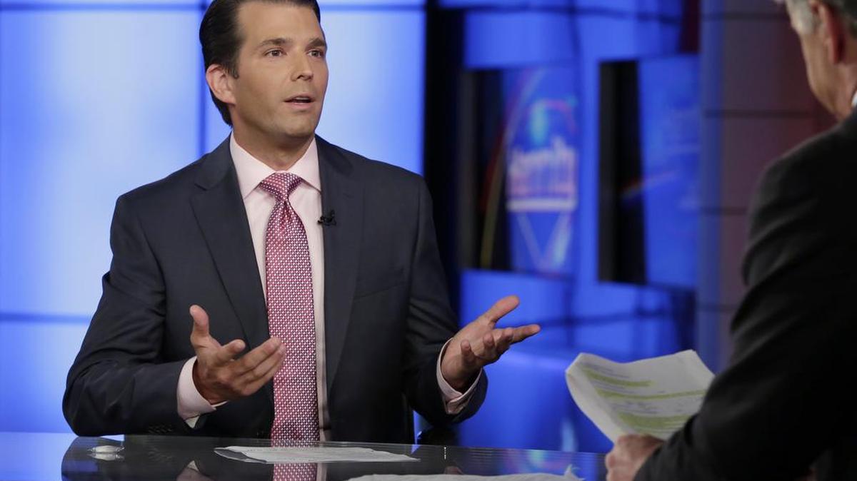 En esta foto de archivo del 11 de julio de 2017, Donald Trump Jr. habla en Nueva York.