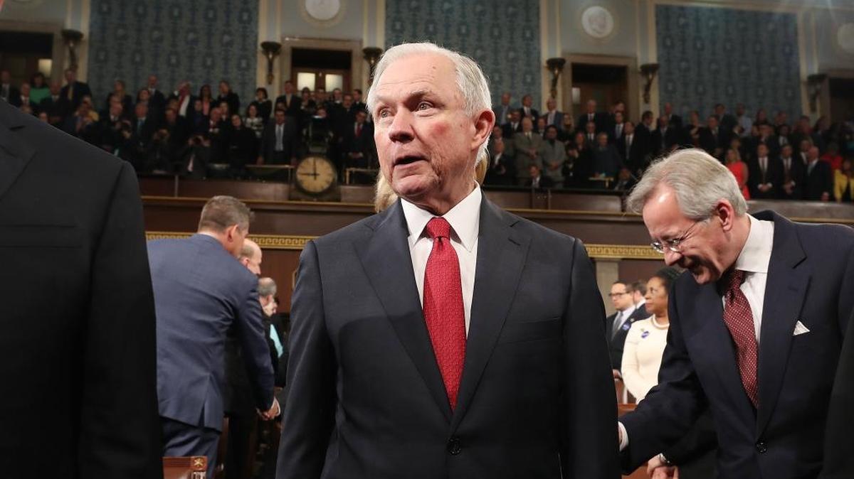 El fiscal general de Estados Unidos, Jeff Sessions, llega al primer discurso del presidente Donald J. Trump frente al Congreso, el 28 de febrero.