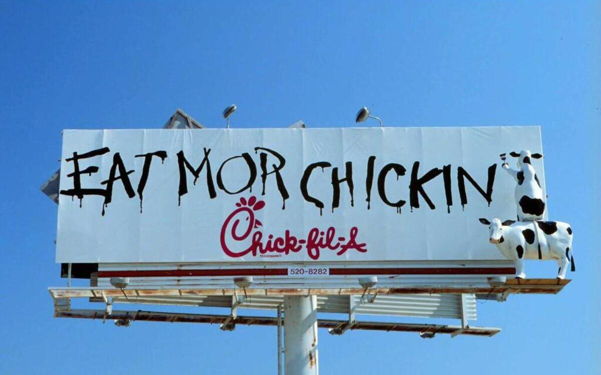 Un Chick-fil-A en Tampa fue sorprendido cometiendo infracciones de trabajo infantil, informó el Departamento del Trabajo federal.