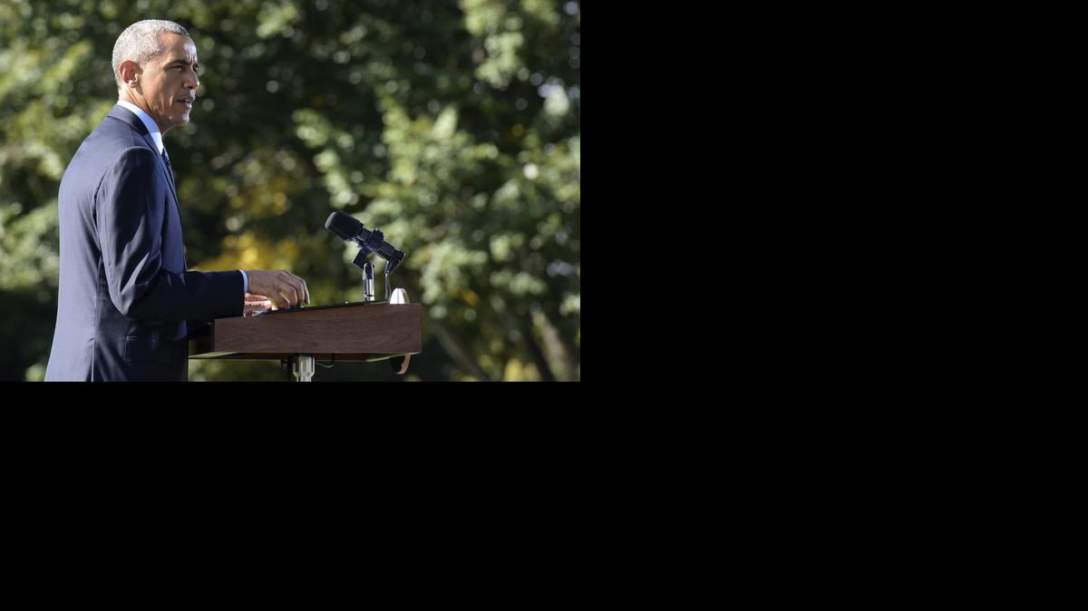 
El presidente estadounidense, Barack Obama da un discurso sobre los ataque del ejército a posiciones del Estado Islámico (EI) en Siria en los jardines de la Casa Balnca, Washington, Estados Unidos hoy 23 de septiembre de 2014. EFE/Shawn Thew
