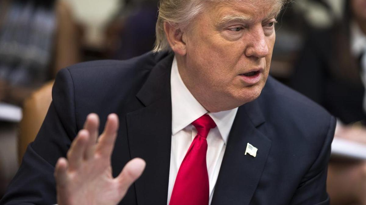 El presidente estadounidense Donald J. Trump durante un encuentro con empresarios en la Sala Roosevelt de la Casa Blanca en Washington, Estados Unidos el 30 de enero de 2017.