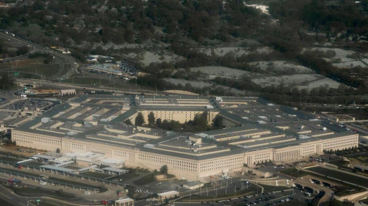 En esta foto de archivo tomada el 23 de abril de 2015, el Pentágono en Arlington, Virginia, en las afueras de Washington, DC, se ve en esta fotografía aérea.