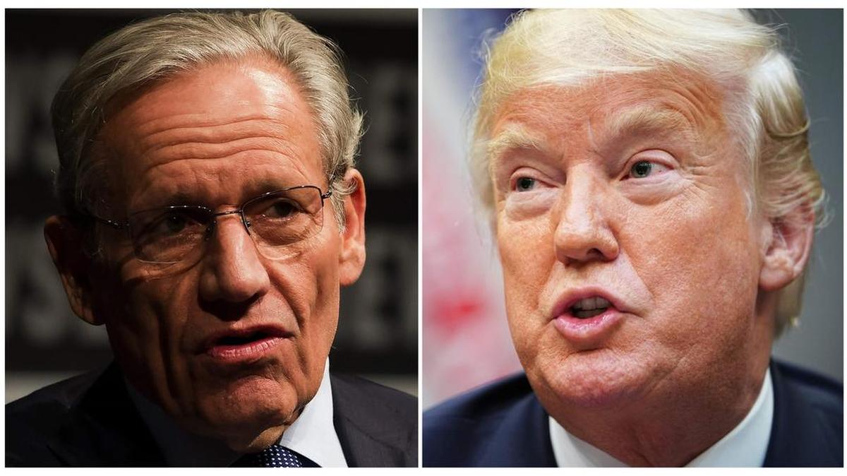 Esta combinación de fotos de archivo muestra al periodista Bob Woodward hablando durante un evento conmemorativo del 40 aniversario de Watergate en el Newseum en Washington, DC el 13 de junio de 2012; y el presidente de los Estados Unidos, Donald Trump, hablando durante un evento para anunciar una subvención para el programa de apoyo a las comunidades libres de drogas, en la Sala Roosevelt de la Casa Blanca en Washington, DC, el 29 de agosto de 2018.