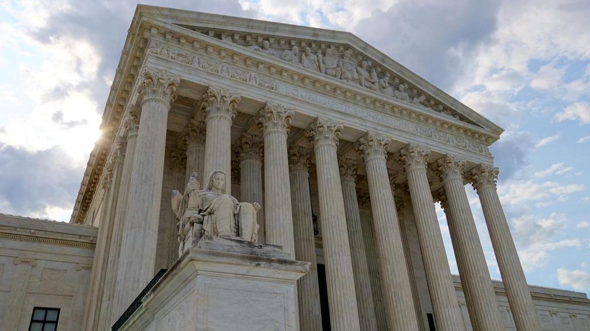 Foto de la fachada de la Corte Suprema de Estados Unidos en Washington DC. 