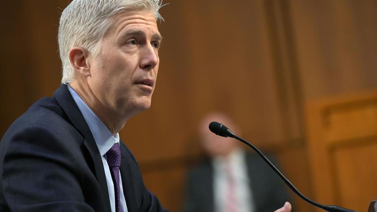 Neil M. Gorsuch durante la primera audiencia del Comité Judicial del Senado para decidir su confirmación para el Tribunal Supremo, en el Capitolio, de Washington, Estados Unidos.