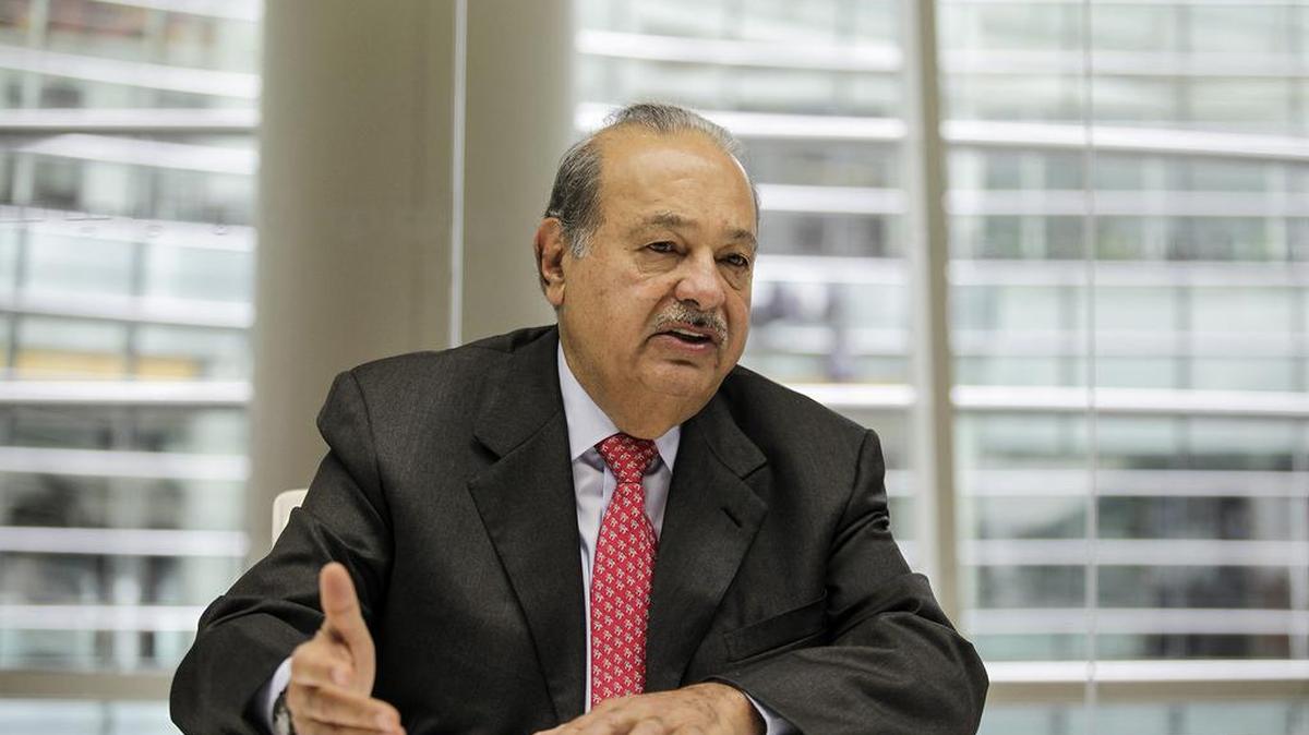 El magnate mexicano Carlos Slim es entrevistado en Nueva York, el 7 de octubre de 2014.