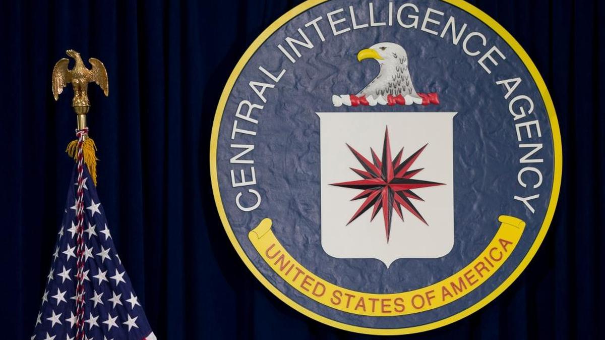 El sello de la Agencia Central de Inteligencia de Estados Unidos en el cuartel general de Langley, Virginia, en abril del 2016.