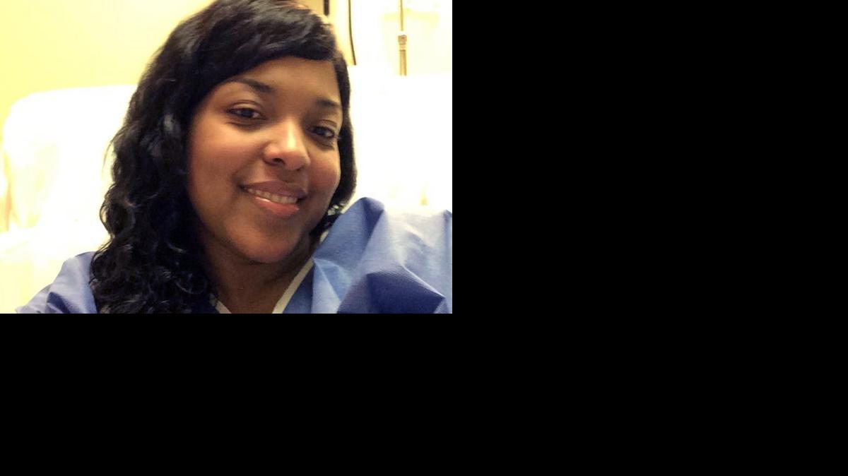
Amber Vinson durante su tratamiento en Emory University Hospital en Atlanta, el 21 de octubre. Vinson será dada de alta el martes después de superar el ébola. La enfermera contrajo el virus después de asistir en el tratamiento un hombre liberiano contagiado. 
