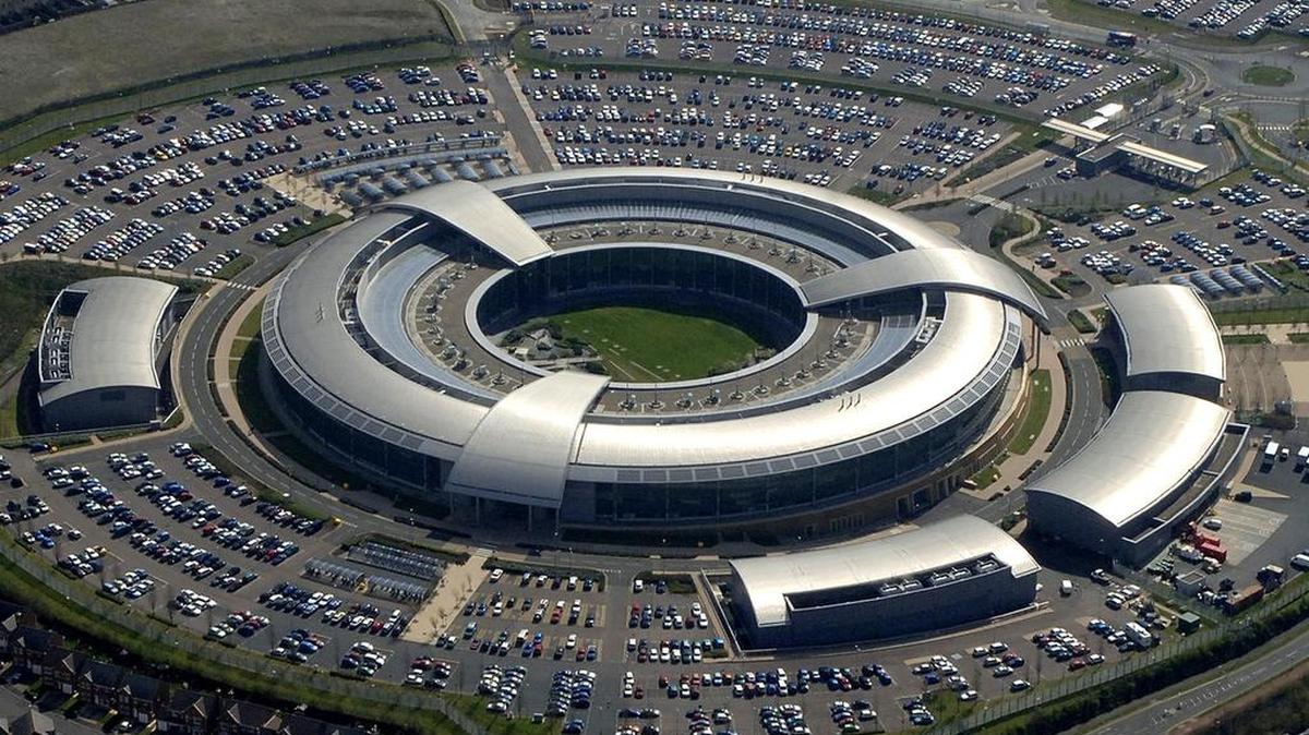 Fotografía facilitada por el centro de escuchas británico, conocido por sus siglas GCHQ, el 17 de marzo de 2017, que muestra su sede en Cheltenham (Reino Unido).