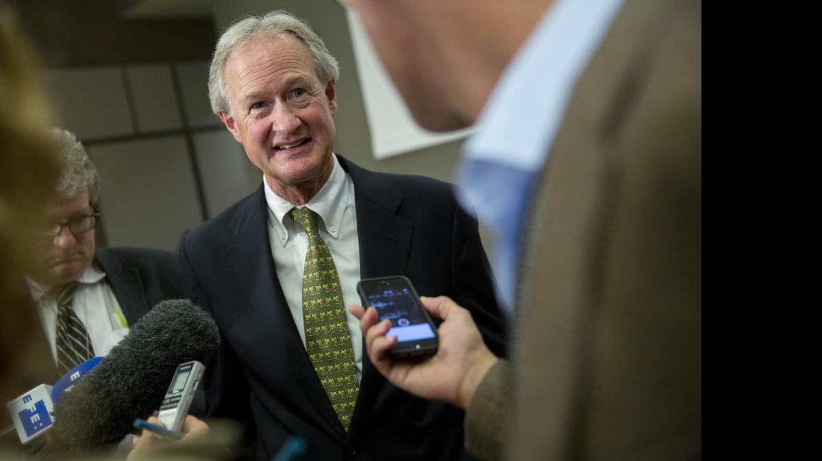 
Lincoln Chafee se pasó hace dos años al Partido Demócrata y el miércoles anunció su candidatura a las elecciones presidenciales del 2016.

