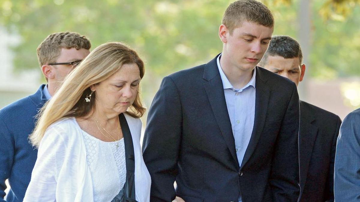 Brock Turner, de 20 años, a su llegada a la corte superior de Santa Clara, California, el 2 de junio del 2016.