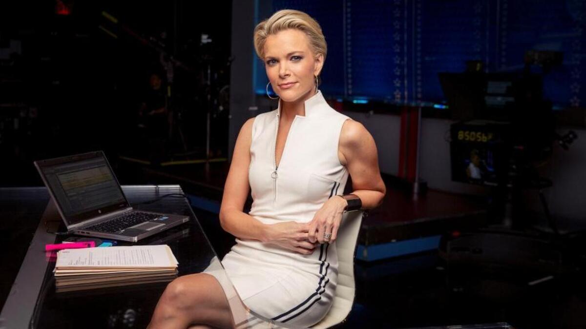 Megyn Kelly, presentadora estrella del canal de noticias Fox, reconoció a investigadores legales que Roger Ailes, presidente de la cadena, le hizo comentarios sexuales no solicitados hace 10 años, cuando era una joven corresponsal.