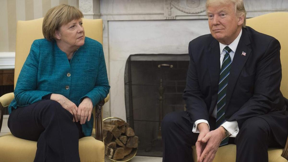 El presidente Estados Unidos, Donald Trump y la canciller de Alemania, Angela Merkel, en el Despacho Oval el 17 de marzo de 2017.