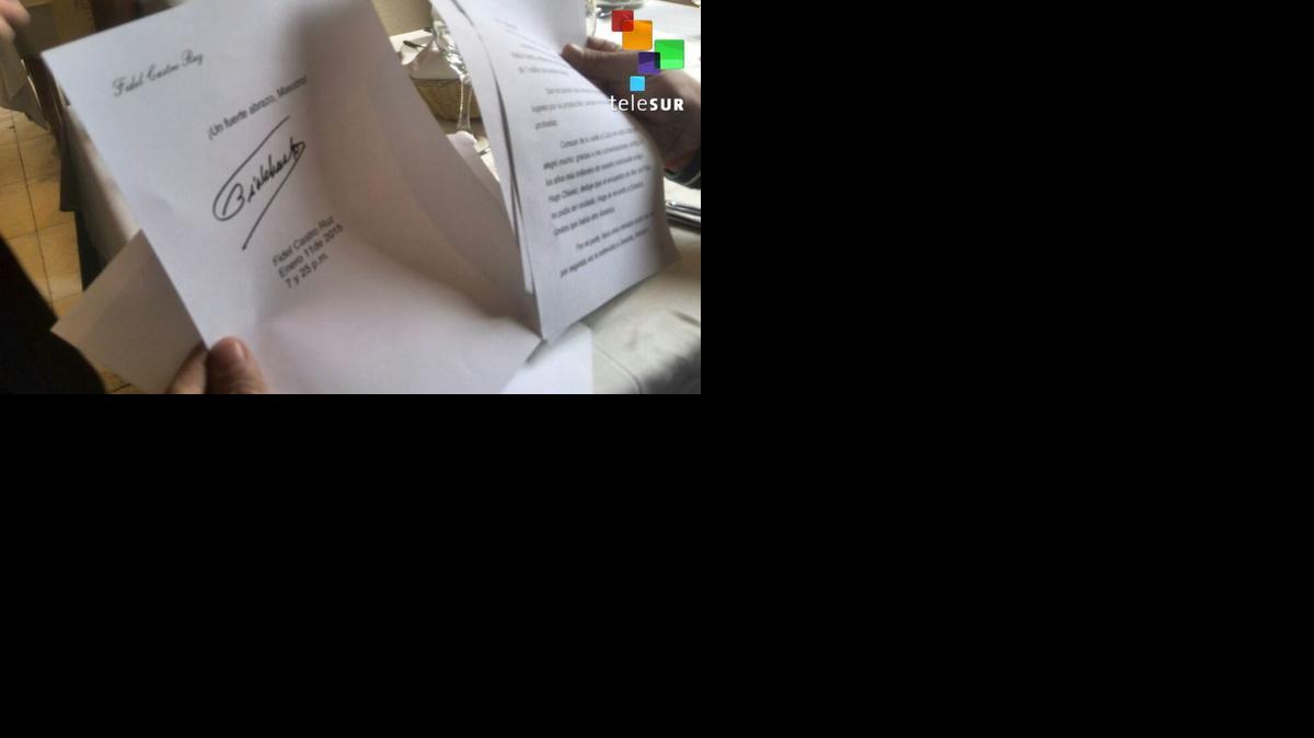 
Imagen cedida de la carta enviada por el exmandatario cubano Fidel Castro al exjugador de fútbol Diego Armando Maradona hoy, lunes 12 de enero de 2015, en La Habana (Cuba). 
