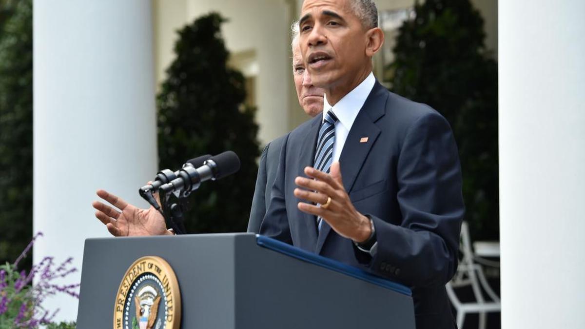 El presidente Barck Obama durante un discurso en los jardines de la Casa Blanca el 9 de noviembre.