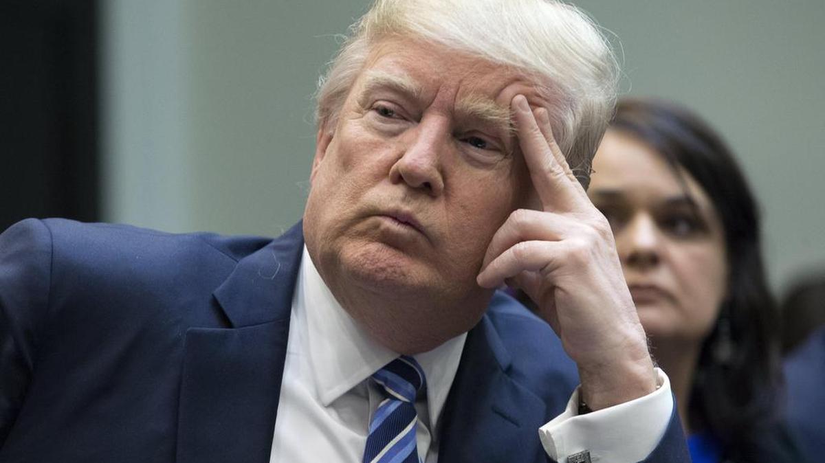 MR13 WASHINGTON (ESTADOS UNIDOS) 13/03/2017.-Trump, asiste a una reunión sobre sanidad en la sala Roosevelt de la Casa Blanca, en Washington, Estados Unidos, el 13 de marzo de 2017.