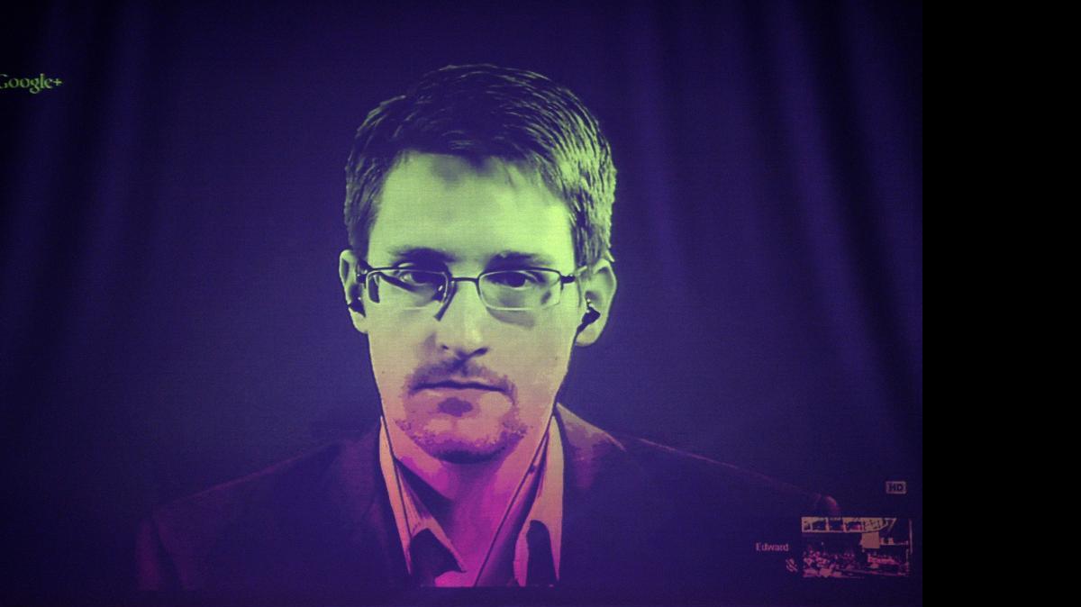 
La Casa Blanca respondió con una negativa a una petición ciudadana que urgía al presidente Barack Obama a perdonar a Edward Snowden, asilado en Rusia y acusado de espionaje.
