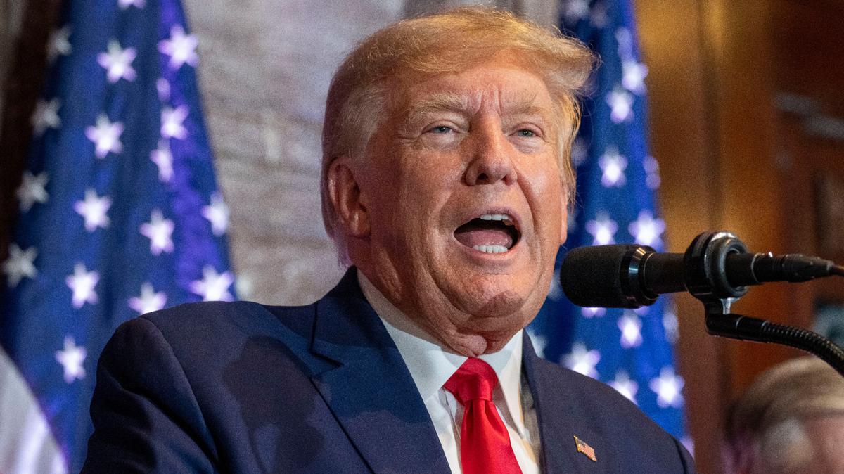 ARCHIVO - El expresidente Donald Trump habla en un evento de campaña en la Cámara de Representantes de Carolina del Sur, el 28 de enero de 2023, en Columbia, Carolina del Sur. (Foto AP/Alex Brandon, archivo)
