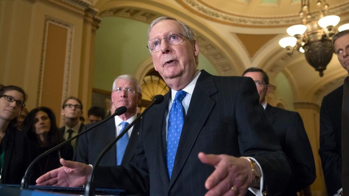El líder de la mayoría en el Senado Mitch McConnell.
