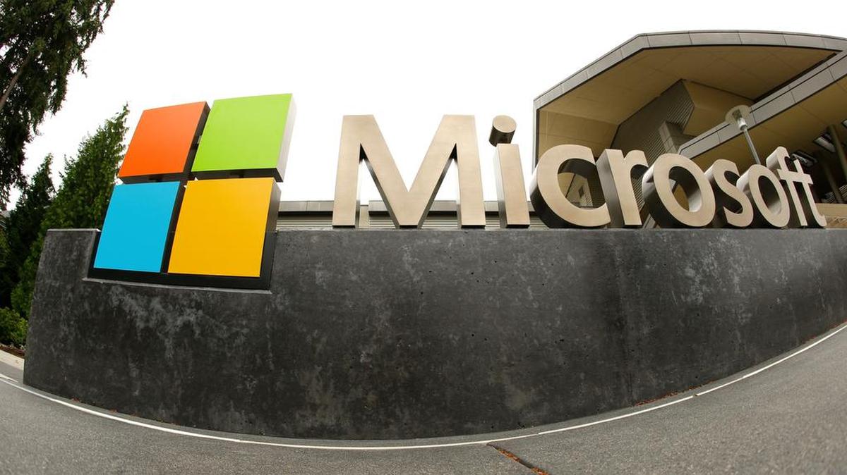 Microsoft presentó la demanda contra el Departamento de Justicia en la corte federal en Seattle, cerca de la sede de la compañía en Redmond.