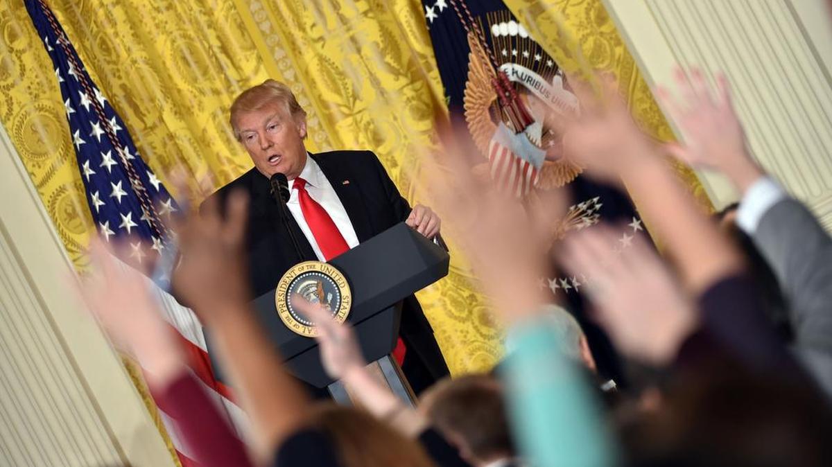 El Presidente de los Estados Unidos Donald Trump habla durante una conferencia de prensa el 16 de febrero de 2017, en la Casa Blanca en Washington, DC.