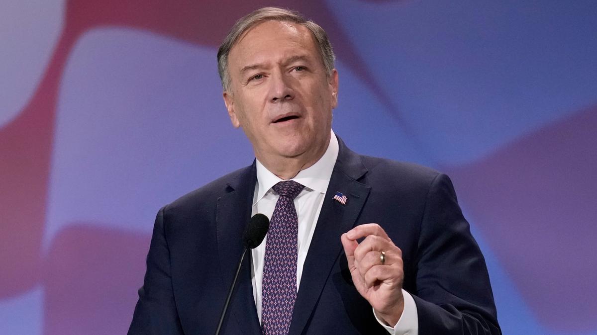 El exsecretario de Estado Mike Pompeo habla en la reunión anual de liderazgo de la Coalición Judía Republicana, el viernes 18 de noviembre de 2022, en Las Vegas.