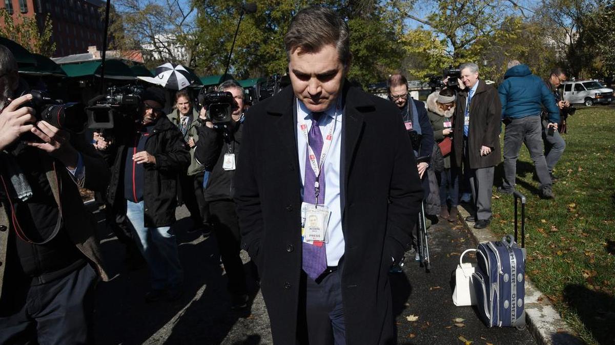 El periodista de CNN Jim Acosta después que la Casa Blanca le devolviera su credencial, el 16 de noviembre del 2018.