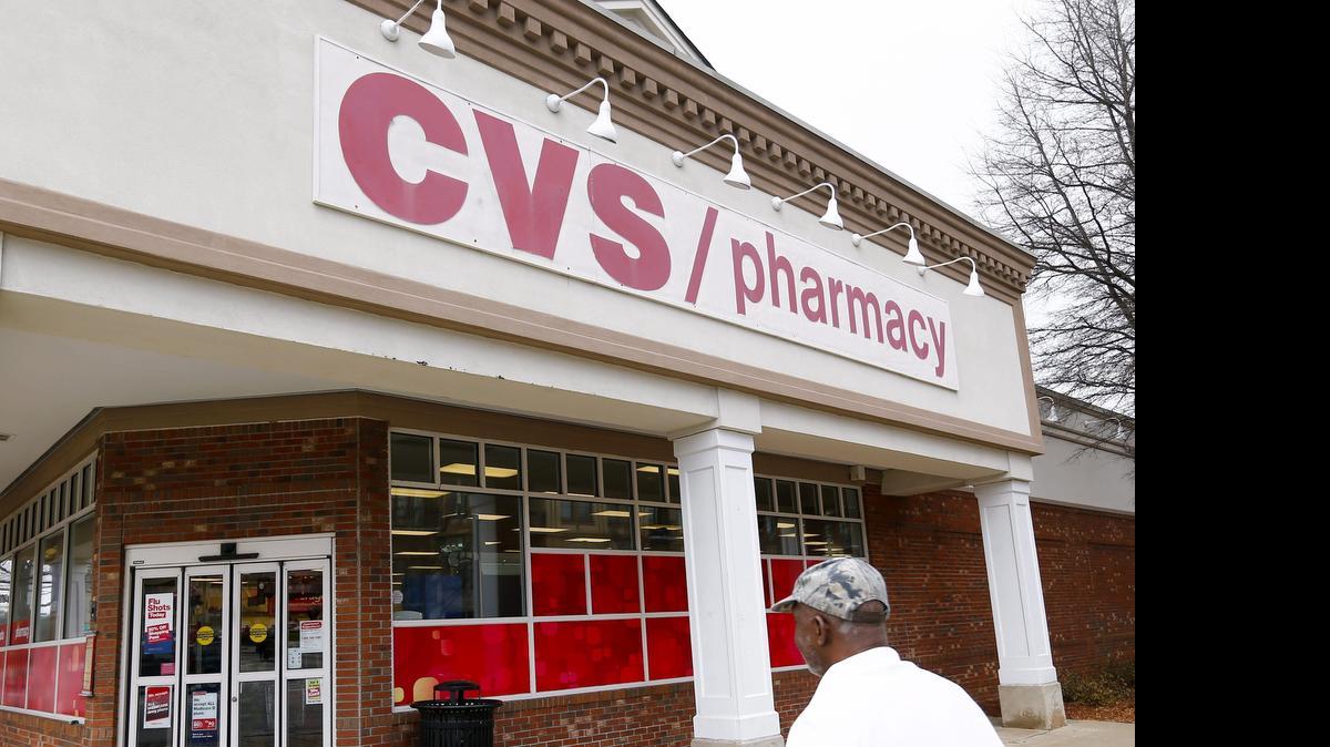 
Medios estadounidenses anunciaron la adquisición de más de 1,600 farmacias de Target Corporation por parte de CVS/Pharmacy en 47 estados del país. Las clínicas adquiridas pasarán a llamarse MinuteClinic.

