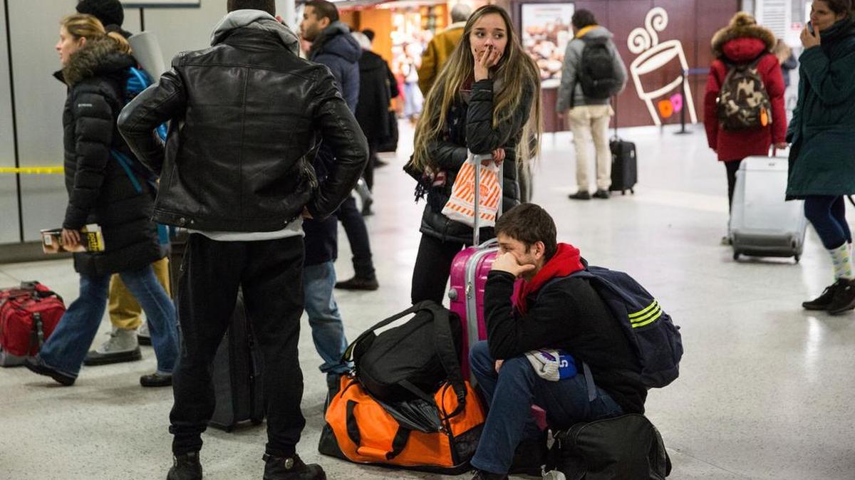El aeropuerto con más problemas era el de Newark Liberty International, con 260 vuelos cancelados y 48 demorados, según el servicio de monitoreo aéreo FlightAware.