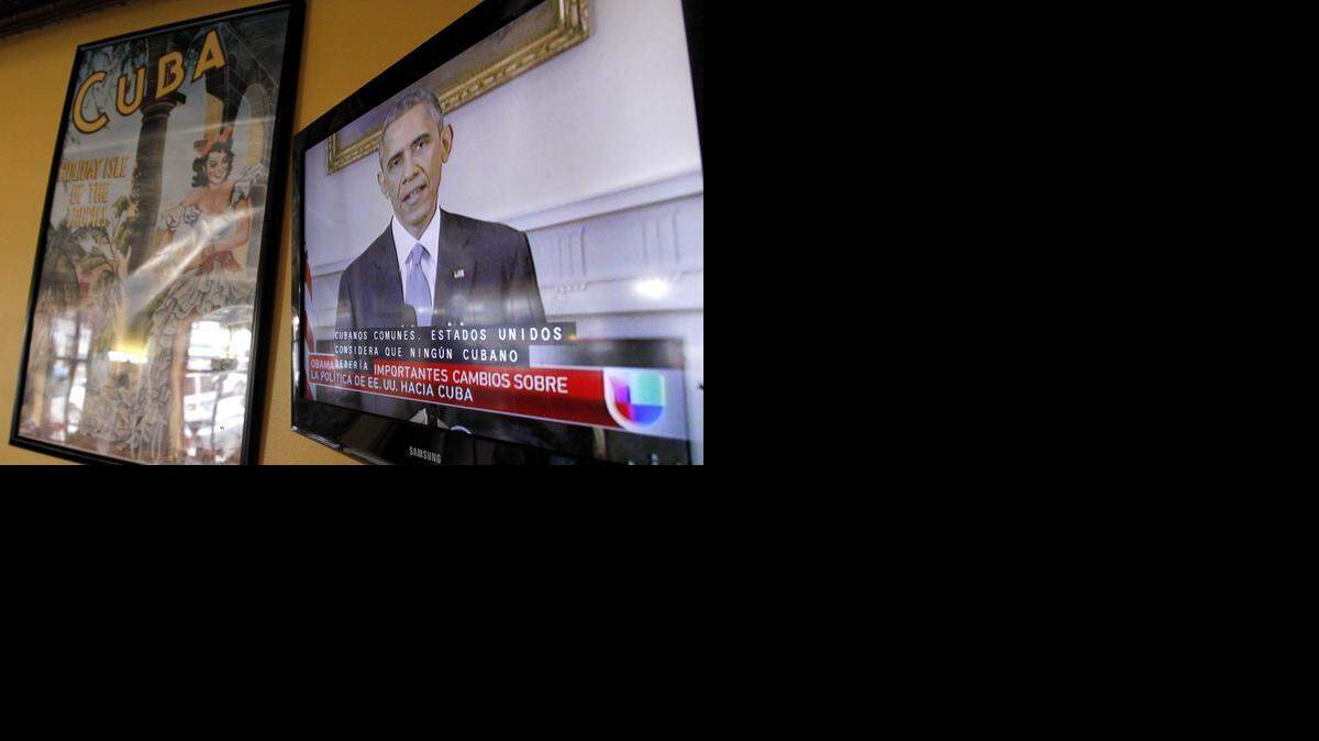 
El discurso de Barack Obama es visto en una cafeteria cubana el miércoles 17 de diciembre del 2014, en Union City, Nueva Jersey.
